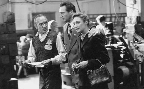 辛特勒的名单在线观看,见证历史的人性光辉 第3张 辛特勒的名单在线观看,见证历史的人性光辉 第3张